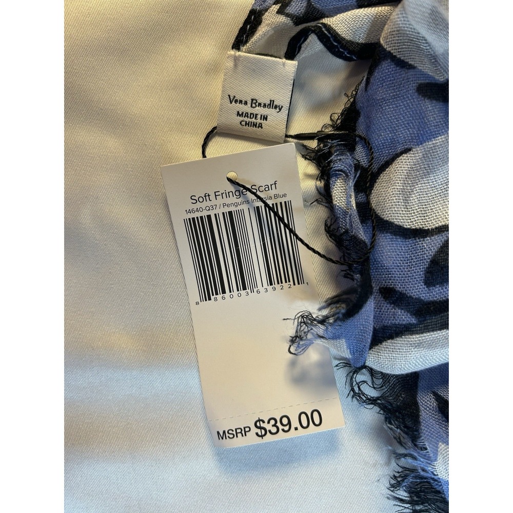 Vera Bradley "PENGUINS INTARSIA BLUE" Pattern Soft Fringe Scarf/Shawl Light- NWT - Picture 4 of 6